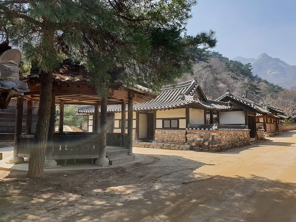 Mungyeongsaejae film set