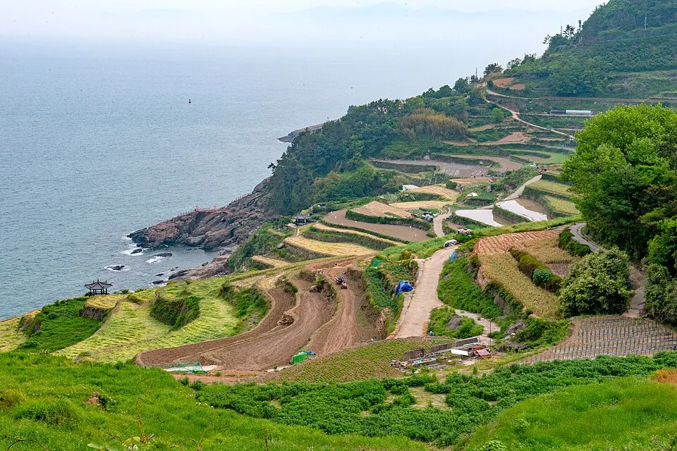 Gacheon Daraengi Village, Namhae