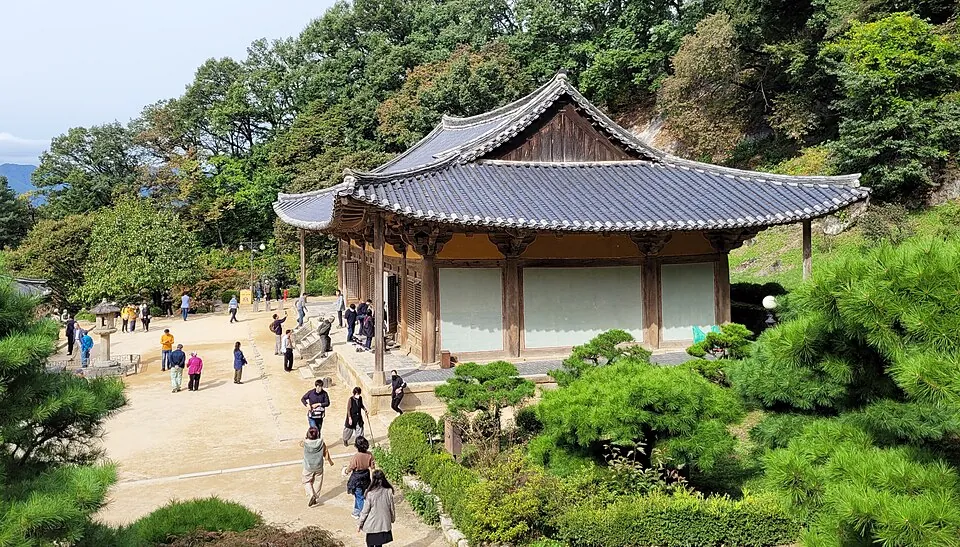Muryangsujeon Hall, Buseoksa, Yeongju