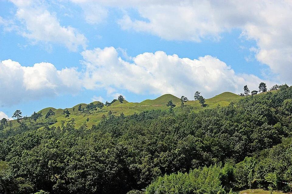 Jisandong Ancient Tombs, Goryeong