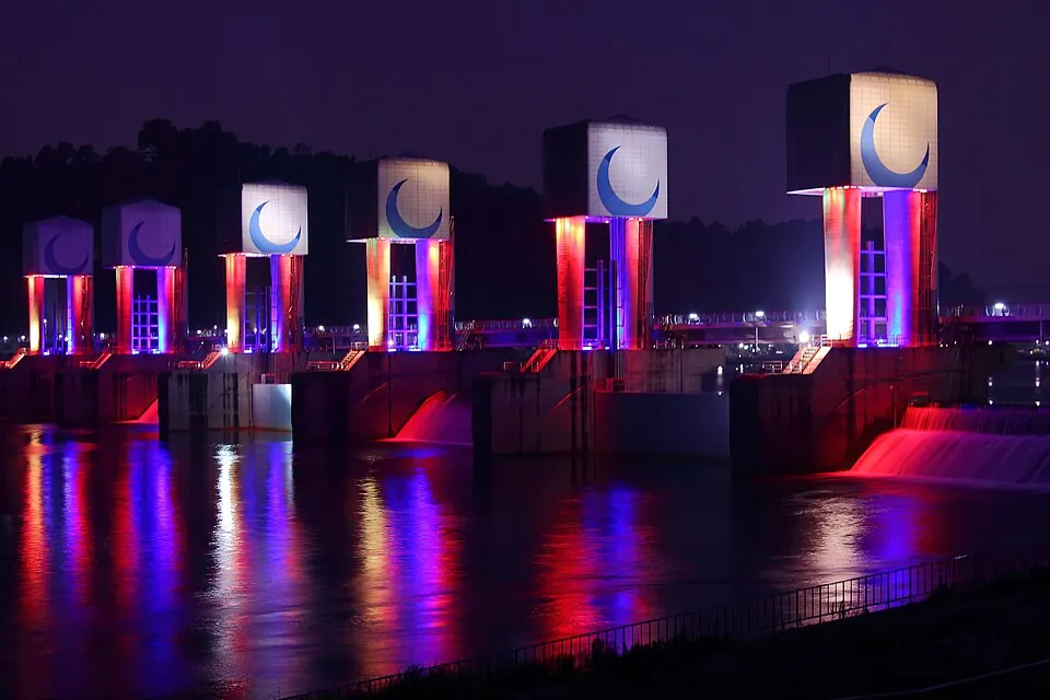Chilgok Weir at night