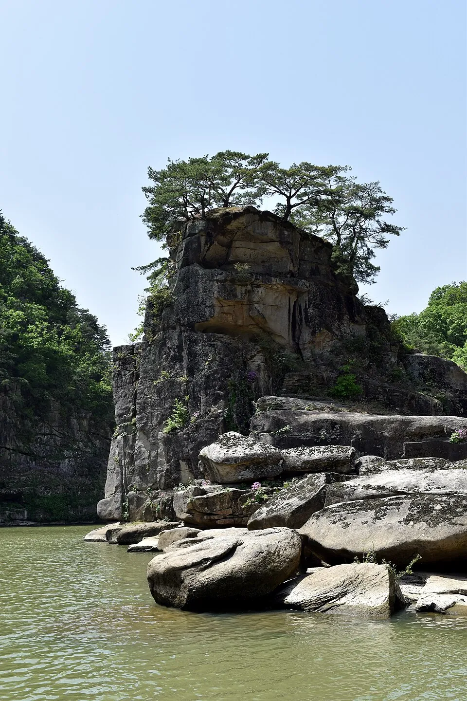Goseokjeong granite rock beside the Hantan River